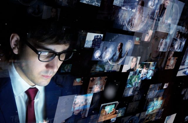 Zamestnanec nemeckej spravodajskej služby bol obvinený z vlastizrady, odovzdával štátne tajomstvá Rusku