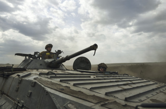 Taktická situácia Rusov sa južne od Bachmutu zhoršila, prišli aj o 72. samostatnú motostreleckú brigádu