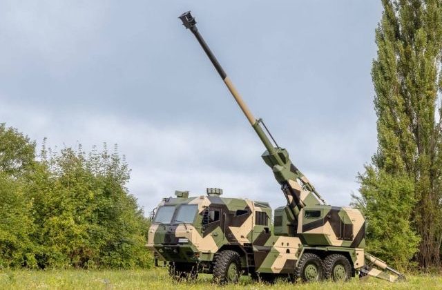 V Londýne predstavili novú húfnicu BIA, má väčšiu zásobu munície a je ľahšia ako Zuzana 2