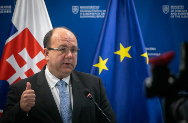 Mníchovská dohoda nám podľa Wlachovského pripomína, že kompromisy so zlom nevedú k mieru