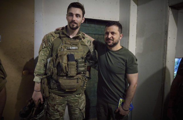 Zelenskyj navštívil frontovú líniu. Bolo to najďalej, kam cestoval smerom na východ od začiatku vojny