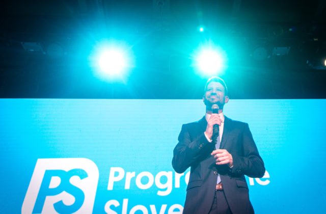 Šanca na možnú koalíciu na čele s PS je o kúsok väčšia, Šimečka povedal dôvod
