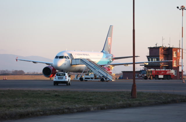 Vládny špeciál poletí na ďalší zápas do Nemecka, možno pôjde aj minister vnútra Šutaj Eštok (video)