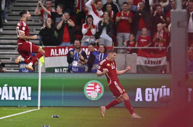 Maďari zdolali v šlágri Srbov a majú na dosah Euro 2024, bližšie k nemu sú aj Taliani, Dáni a Slovinci