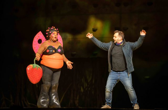 Premiéra Cirque du Soleil OVO v Bratislave plná prekvapení, do Love story sa zamiešal aj Milan „Junior“ Zimnýkoval (video+foto)