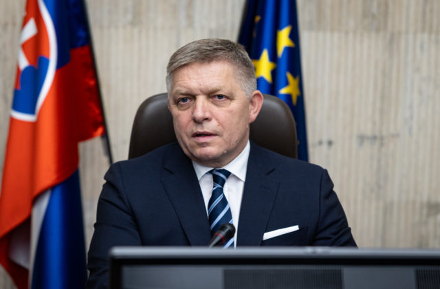 Prioritou rezortu práce má byť podľa Fica udržanie nízkej nezamestnanosti a zamestnávanie tých, ktorí si dlhodobo nevedia nájsť prácu (video)