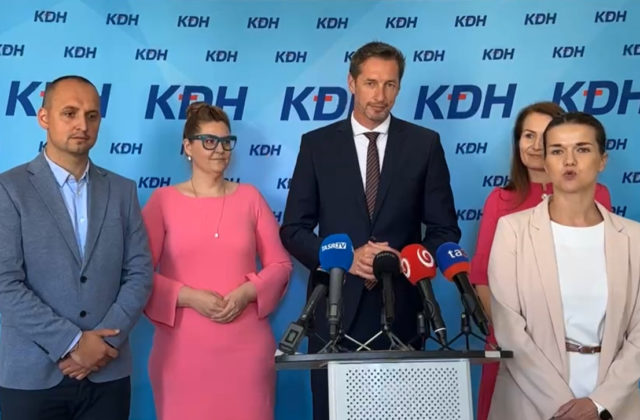 Ľudí nemôžeme vzdelávať spôsobom nerešpektujúcim dôstojnosť človeka, tvrdí KHD na výstavu Body Worlds