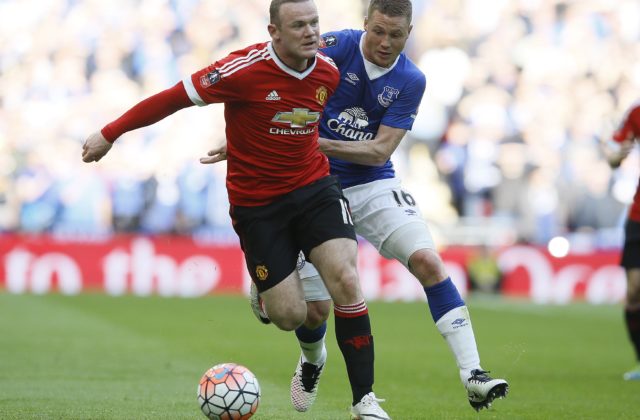 Ako sa mladý Wayne Rooney vyrovnával s tlakom? Pil som takmer do bezvedomia, priznal slávny futbalový kanonier