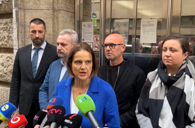 SaS podáva trestné oznámenie na ministra Šutaja Eštoka, jeho konanie voči čurillovcom bolo vraj aktom pomsty (video)