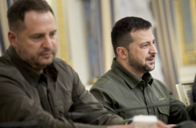 Územia sa vracajú s ľuďmi, podľa Zelenského bude oslobodenie Donbasu ťažšie pre desaťročnú kontrolu Ruskom