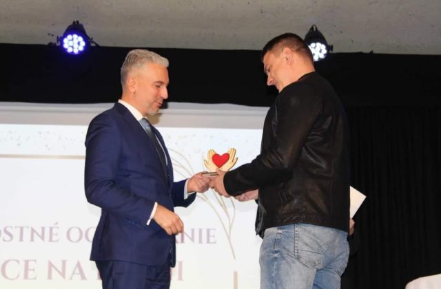 V Košickom kraji ocenili dobrovoľníkov, štyria z nich nefigurovali v žiadnej kategórii (foto)