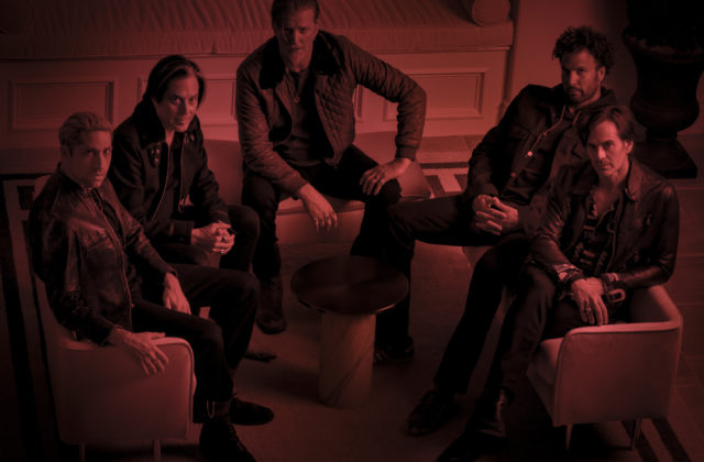 Legendárna skupina Queens of the Stone Age je druhou hviezdou na Colours of Ostrava 2024