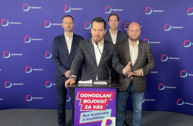 Strana Demokrati sa obracia na orgány EÚ, dôvodom je ohrozenie plánu obnovy a životného prostredia zo strany Ficovej vlády