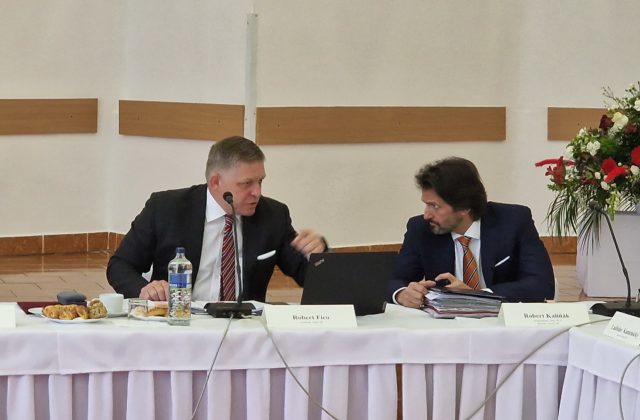 Ficova vláda už vymenila aj šéfa úradu geodézie, kartografie a katastra (video+foto)