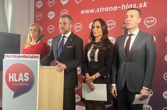Matovič, Heger a Sulík rozvrátili štát a z parlamentu spravili cirkus. Pellegrini vyzdvihol prácu ministrov Hlasu (video)