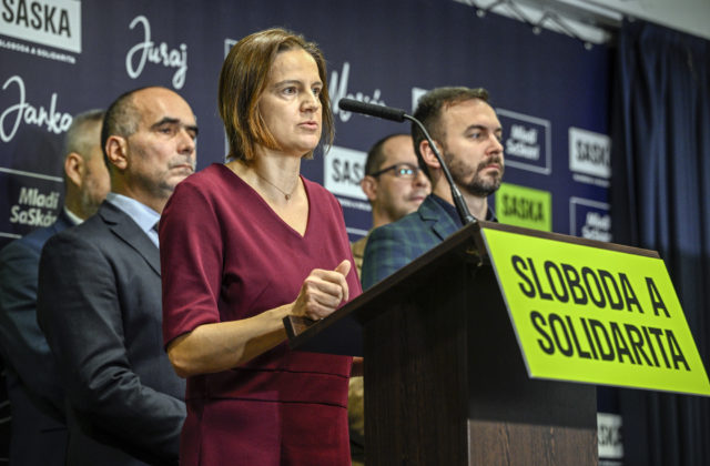 Opoziční poslanci podali ústavnú sťažnosť, pripojilo sa aj Matovičovo hnutie Slovensko (video)