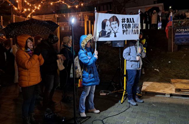 Opozícia je pripravená pokračovať v protestoch, Čaputová ešte neobdržala schválenú novelu Trestného zákona