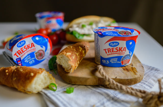 Kráľovná z téglika oslavuje 70 rokov. Ako sa z tresky v majonéze stal gastronomický klenot Slovákov?