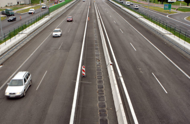 V prípade zapracovania odpadu do bratislavského obchvatu podal prokurátor obžalobu