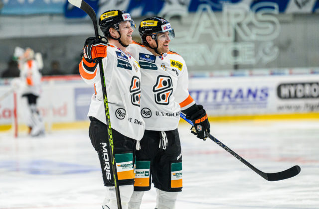 Košice viedli v prvom zápase semifinále play-off o dva góly, napokon však padli v predĺžení (foto)