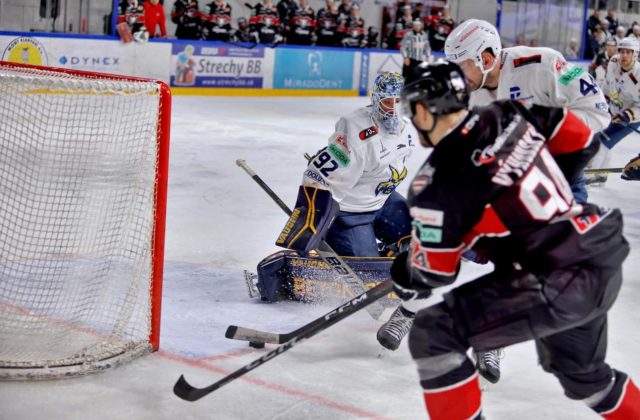 Spišská Nová Ves si po roku opäť zahrá semifinále play-off, s Banskou Bystricou urobila rýchly proces (video+foto)