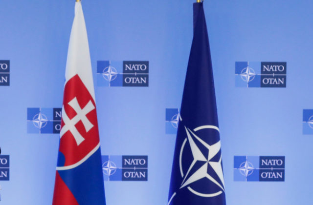 NATO prispieva k bezpečnosti krajiny v čase vojny na Ukrajine, vyjadrila sa tak väčšina Slovákov