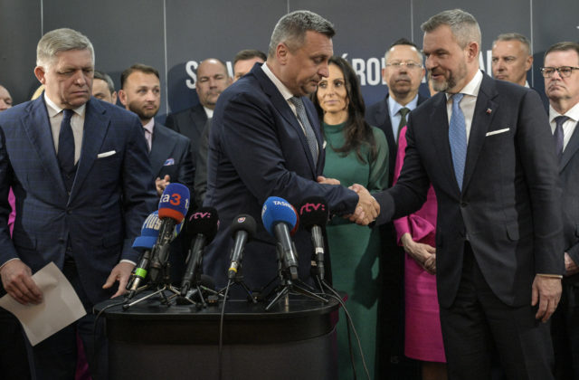 Korčok ako symbol zla prehral tak, ako si zaslúžil. Danko pogratuloval Pellegrinimu k víťazstvu vo voľbách