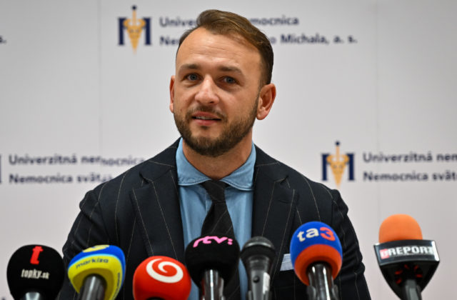 Eštokovo ministerstvo v spore s čurillovcami vedie 7:0, vyšetrovateľ Mašin sa podľa súdu nebude môcť vrátiť do práce