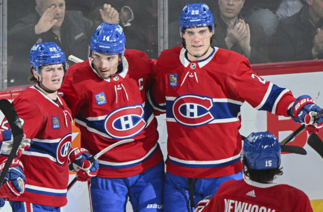Slafkovský strelil gól a pridal asistenciu, Montreal však nestačil na Černákovu Tampu (video)