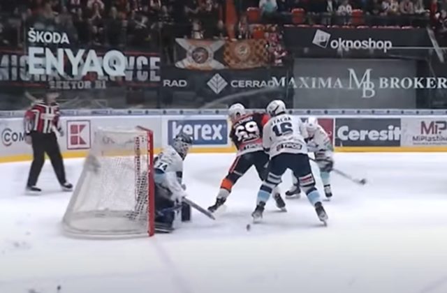 Michalovce odmietli koniec sezóny, v piatom zápase semifinále play-off Tipos extraligy  zdolali Nitru (video)