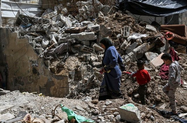 Izraelské nálety na mesto Rafah si vyžiadali 18 mŕtvych, medzi obeťami sú prevažne deti