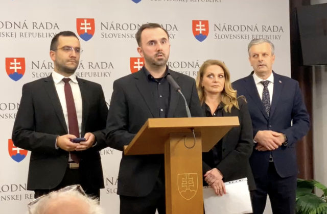 Progresívne Slovensko zvoláva mimoriadny výbor, chce riešiť aroganciu prezidenta finančnej správy Kissa (video)
