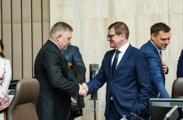 Zvrátenie akýchkoľvek míľnikov a cieľov v pláne obnovy podľa Kmeca nehrozí, zdroje musíme čerpať rýchlejšie (video)