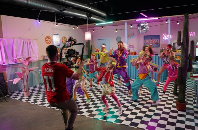 Miro Jaroš vás naučí robiť pizzu prostredníctvom tanca. Pozrite sa, ako na to (video+foto)