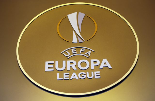 UEFA schválila úpravu pravidiel, podľa trénerov návrat k tradičnej 23-člennej nominácii je krokom späť