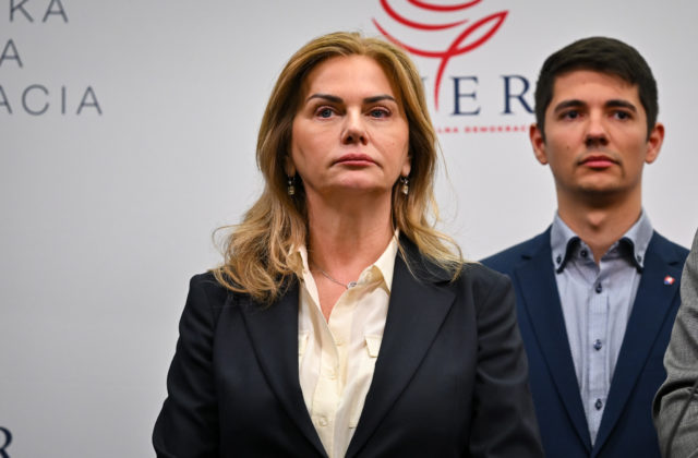 Pozbierajte sa, chlape, a prestaňte sa sťažovať, odkázala Beňová Dankovi. Jeho otvorený list prirovnala k praktikám opozície