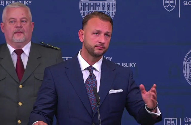 Polícia rieši 48 prípadov schvaľovania útoku na Fica, polície chce pre ohrozených politikov „panic tlačítko“ (video)