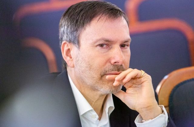 Ľudia vo svete o Slovensku nič nevedia, príčinou je slabý národný branding, hovorí Anholt (video)