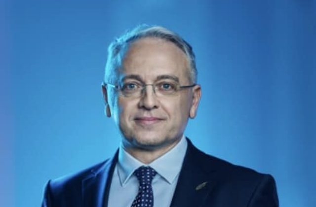 Na Slovensko prichádza česká internetová televízia, jej tvárou bude bývalý moderátor RTVS Frindt