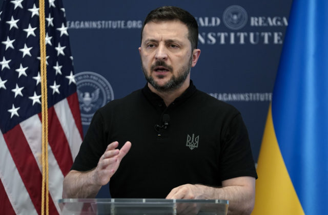 Stíhačky F-16 približujú spravodlivý a trvalý mier, vyhlásil Zelenskyj