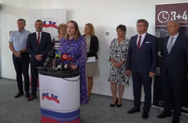 KOZ vyhlasuje štrajkovú pohotovosť pre zamestnancov štátneho a verejného sektora, žiada valorizáciu platov (video)