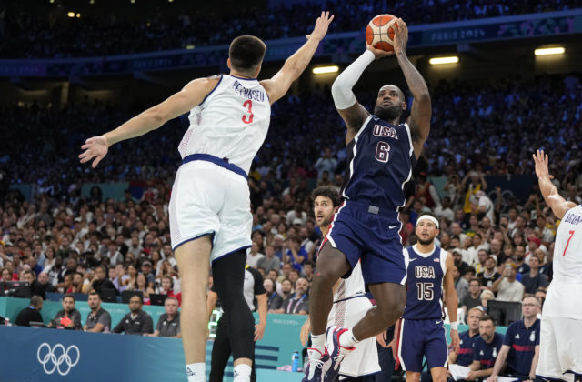 LeBron mal pred prvým zápasom na olympiáde motýliky v bruchu, o víťazstvo Američanov sa zaslúžil aj Durant