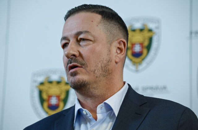 Budovu finančnej správy museli evakuovať, Kissovi a jeho rodine sa vyhrážajú smrťou