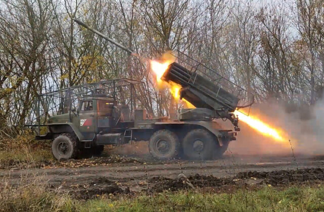 Rusi stratili vyše 1 400 vojakov, prišli aj o tanky či jeden raketomet