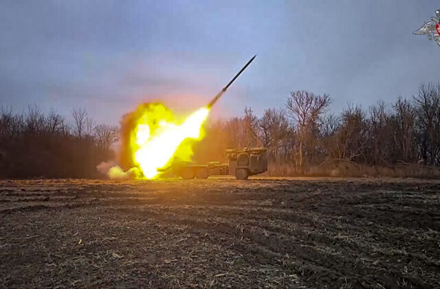 Moskva na Ukrajine stratila už viac ako 850-tisíc vojakov, 10-tisíc tankov a desaťtisíce kusov ďalšej techniky