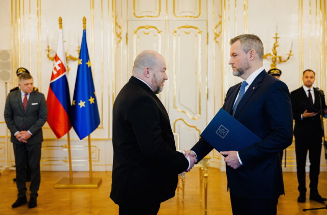 Huliak je novým ministrom športu, Pellegrini sa Keketimu poďakoval za odvedenú prácu – VIDEO