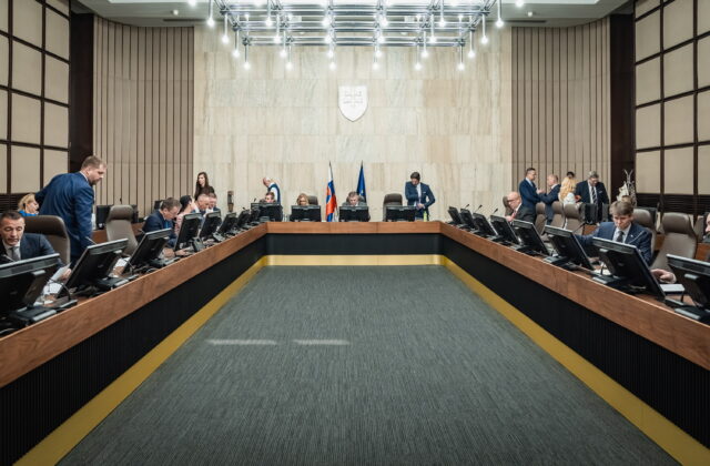 Vláda bude dva dni rokovať v Nitrianskom kraji, plánuje investície do infraštruktúry aj priemyslu