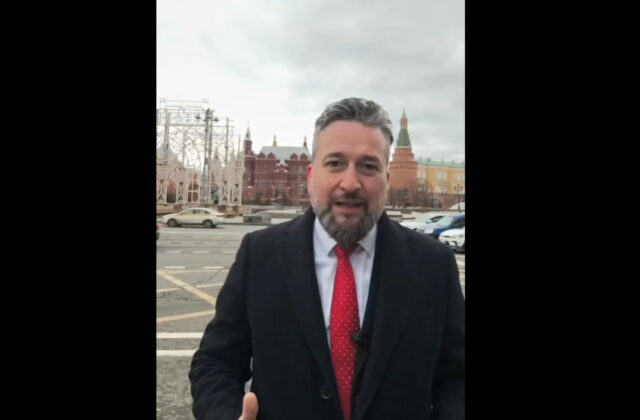Blaha je opäť na návšteve Ruska. „Stojíme v Kremli, v centre ruskej moci. Tu sa píšu dejiny“, uviedol – VIDEO