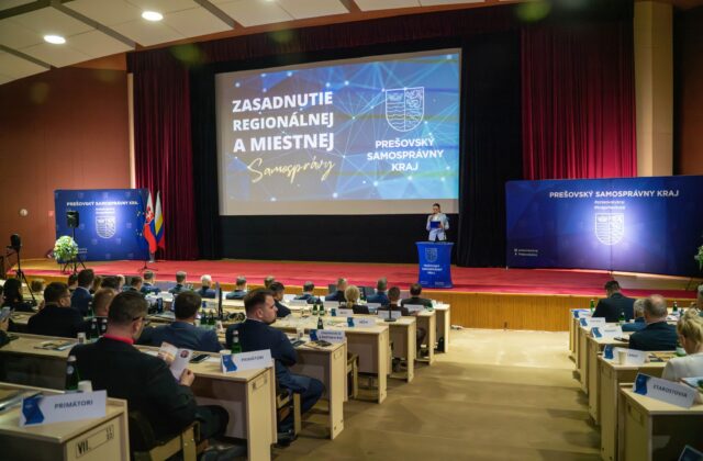 V Prešove sa stretlo viac ako 400 starostov a primátorov, župan Majerský im chce pomôcť – FOTO