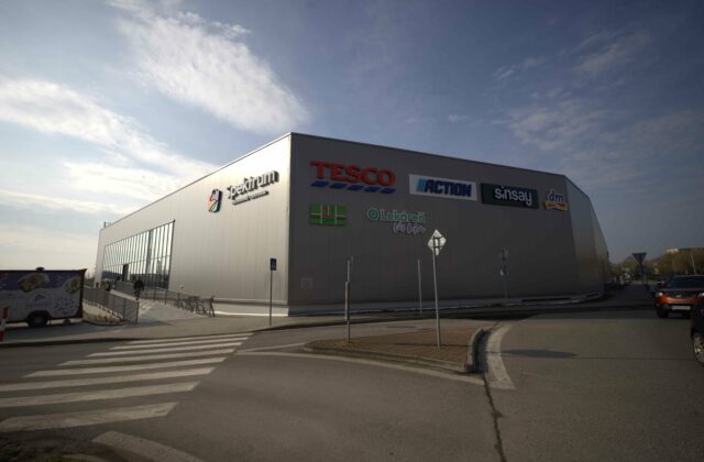 Tesco pokračuje v expanzii, otvára 181. predajňu v Nových Zámkoch
